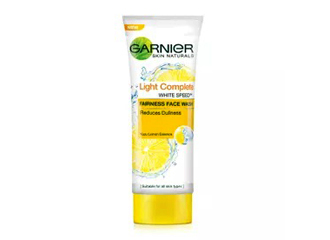 Garnier Skin Naturals Light Complete Face...