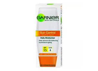 Garnier Sun Control Daily Moisturiser UVA...